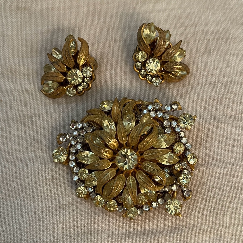 RARE! Vintage Gorgeous Miriam Haskell Signed Brooch & Earrings Set